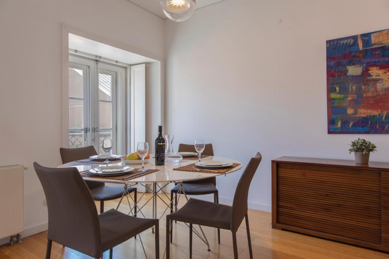 Downtown Apartment Santa Justa ลิสบอน ภายนอก รูปภาพ